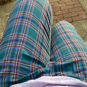 Wildfang size M blue green plaid pant